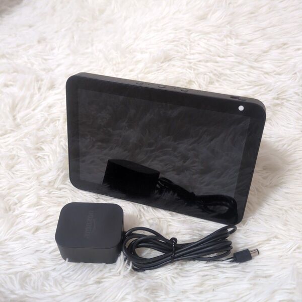 【美品】Echo Show 8 (エコーショー8) HDスマートディスプレイ