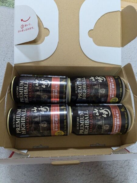 プレミアムハイボール、アルコール度数9%。・ブランド : サントリー山崎・アルコール度数 : 9%・ 数量 : 4缶