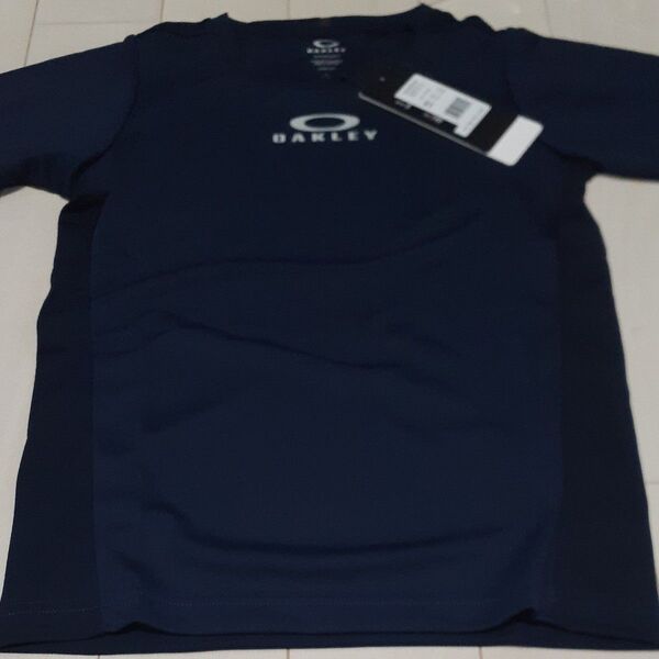 OAKLEY オークリー Tシャツ ネイビー 新品 未使用 タグ付き 140サイズ