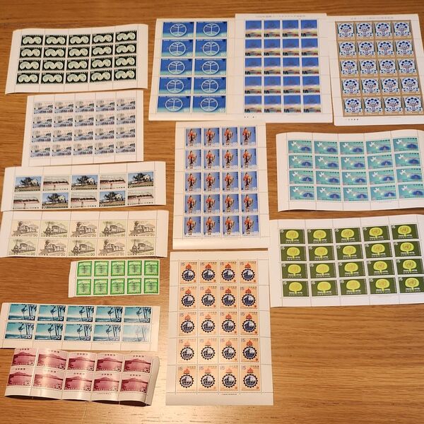 No.1■額面 5880円 ■記念切手シート&バラ 色々 まとめ売り 未使用