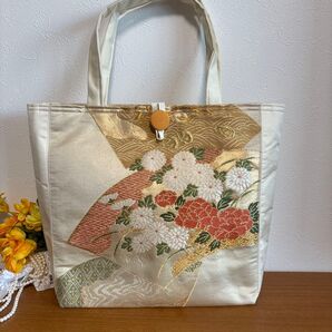 No.78 帯リメイクトートバック ゴールド扇面に菊と牡丹刺繍