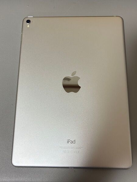 超美品 iPad Pro 9.7インチ Wi-Fiモデル 128GB MLMW2J/A シルバー