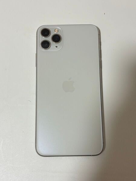 美品 iPhone11 Pro Max 256GB シルバー SIMフリー