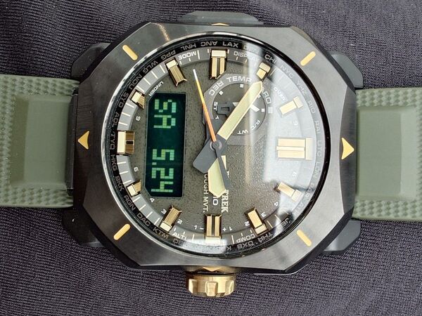 CASIO プロトレック トリプルセンサー 電波ソーラー G-shock
