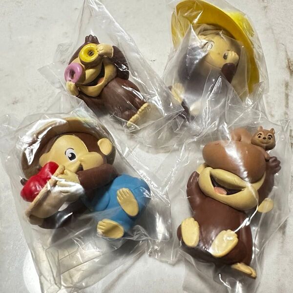 おさるのジョージ かくれんぼフィギュア ガチャガチャ 全4種