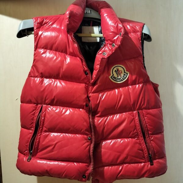 MONCLER ダウンベスト レッド サイズ2