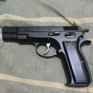KSCCz75ガスブローバックガン