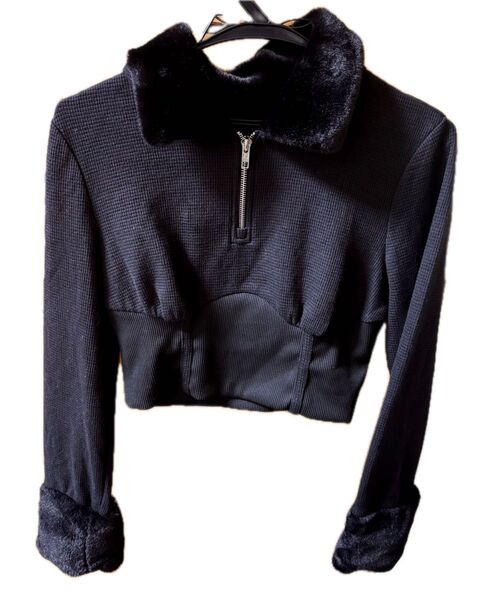 SHEIN ファー付き長袖トップス