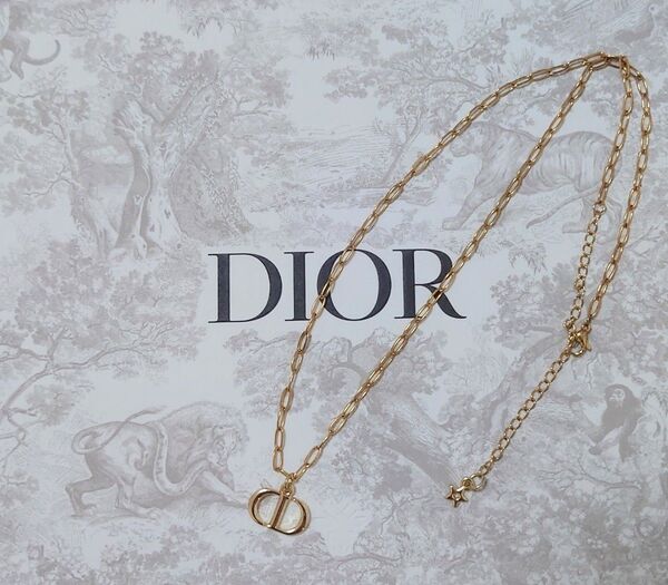 Christian Dior クリスチャンディオール CDロゴチャーム ネックレス ゴールド系