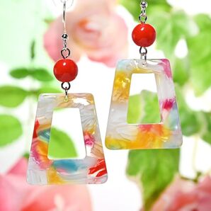 309 カラフルな大人ピアス~イヤリング ~レッドポイント~