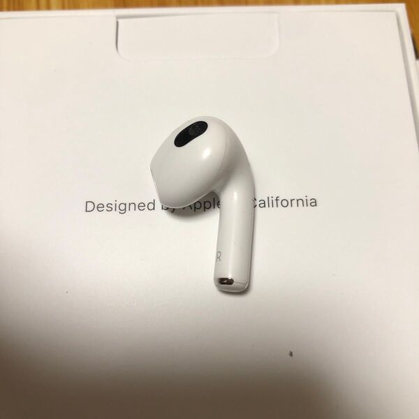 Apple AirPods 第3世代 右耳 右側 右 イヤホンのみ