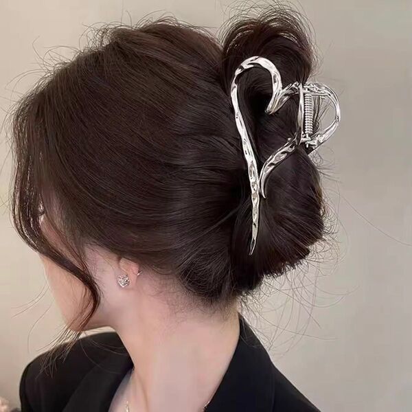 【新品】レディース ヘアアクセサリー バンスクリップ ハート 大きめ シルバー