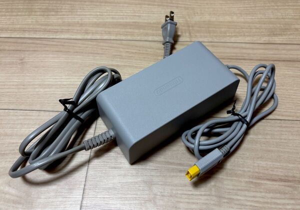 ニンテンドー純正 WiiU本体用ACアダプター