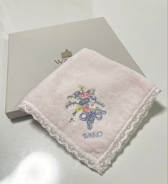 銀座和光 WAKO タオルハンカチ ピンク 花柄 花束 刺繍