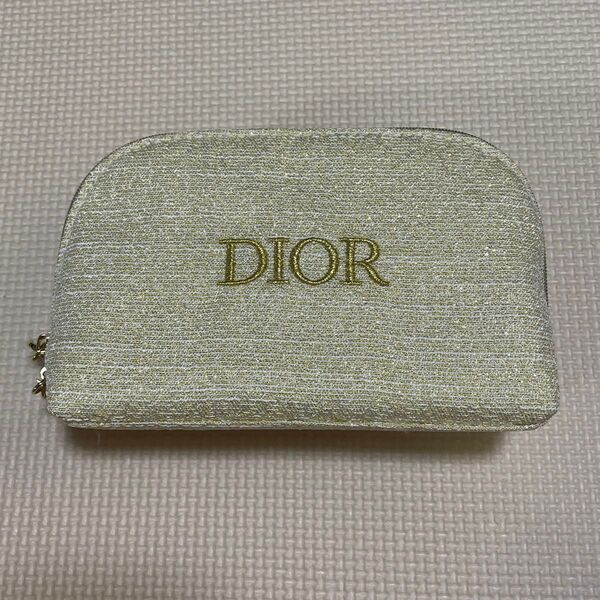 Dior ディオール ノベルティポーチ ホリデー クリスマス