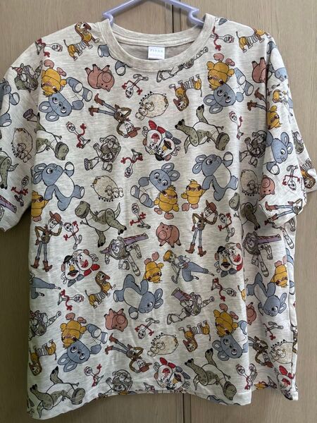トイストーリー 総柄 Tシャツ Mサイズ グレー ピクサー ディズニー