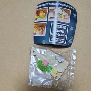 レインボー 超精密樹脂粘土アメリカンダイナー on ウッドボード チーズ盛り合わせ