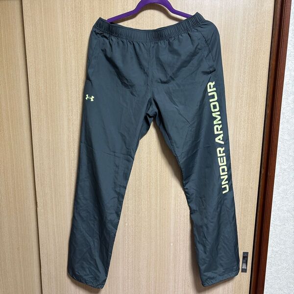 新品未使用 アンダーアーマー ナイロン ジャージ パンツ UNDER ARMOUR ナイロンパンツ