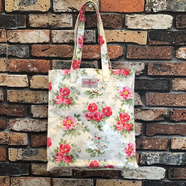 Cath Kidston キャスキッドソンコーティング バラ柄トートバッグ