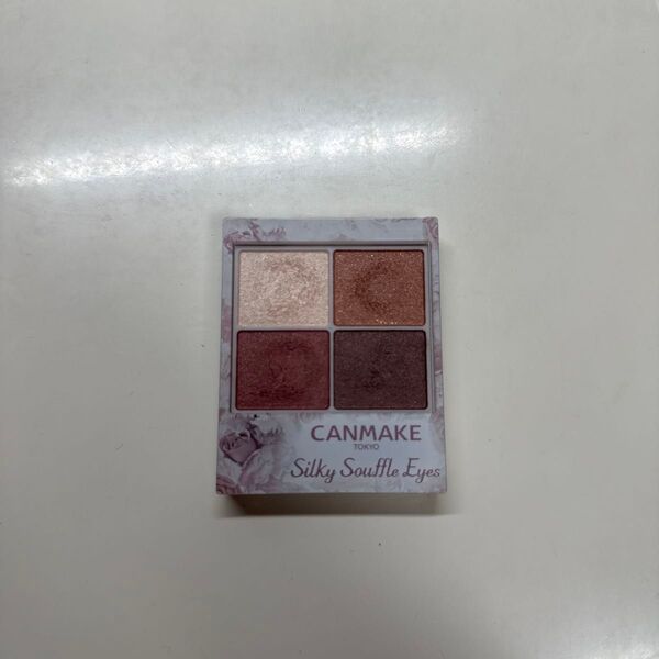 CANMAKE シルキースフレアイズ アイシャドウ