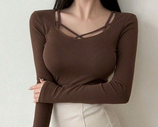 SHEIN DAZY レディース リブ編み Tシャツ 胸元 クロスデザイン