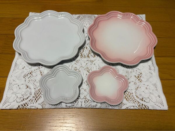 ルクルーゼ フリルプレート ミニフラワープレート 小皿