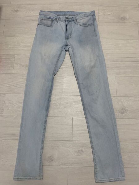 GU ライトブルーデニム スリムフィット 29
