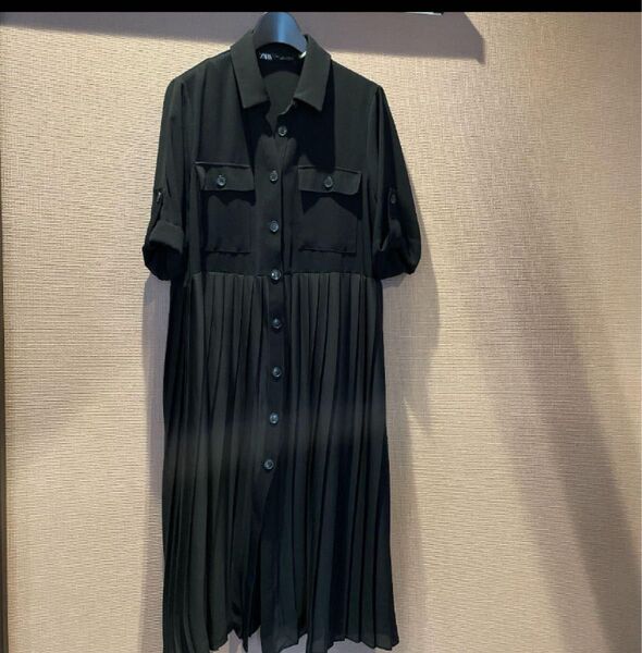 ZARA プリーツワンピース Lサイズ