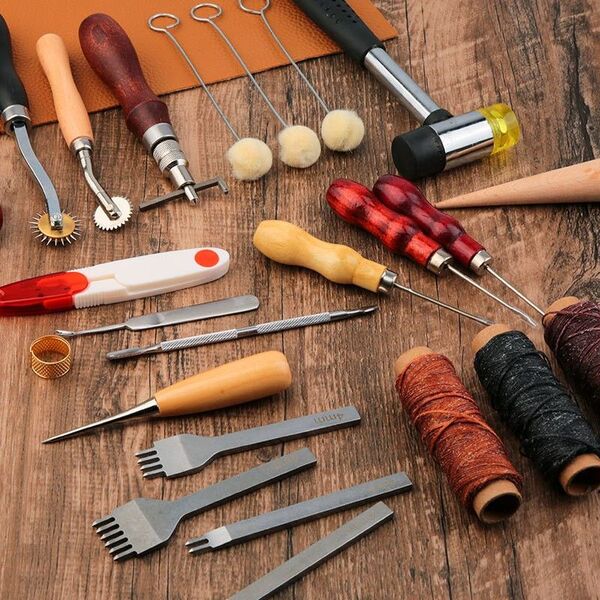 レザークラフト キット 道具 セット 工具 39点セット 革 DIY 手芸 ツール ハンドメイド 革細工 裁縫道具 菱目打ち