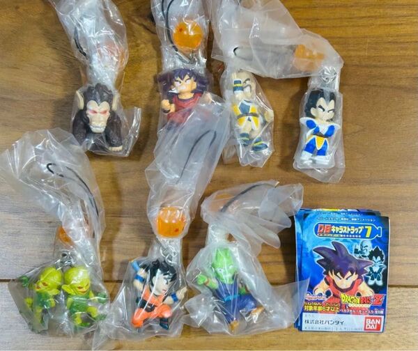 ◆バンダイ ドラゴンボールZ DBキャラストラップ7 ベジータ(通常ver.)入り全7種◆ナッパ サイバイマン 大猿