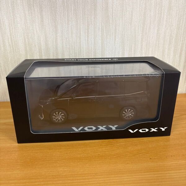トヨタ 新型VOXY カラーサンプル ミニカー ブラック 非売品