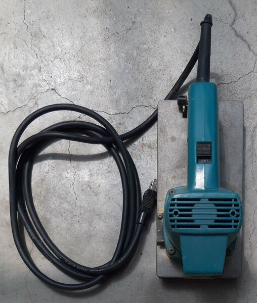 マキタ makita 電動工具 仕上げサンダ 9045n