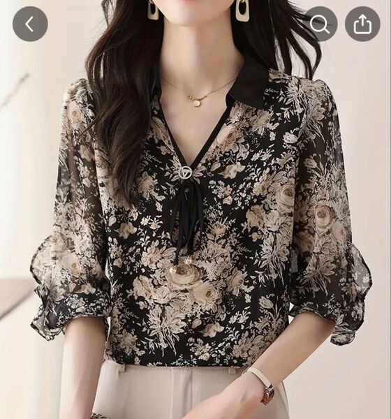 小花柄ブラウス 7部袖 新品