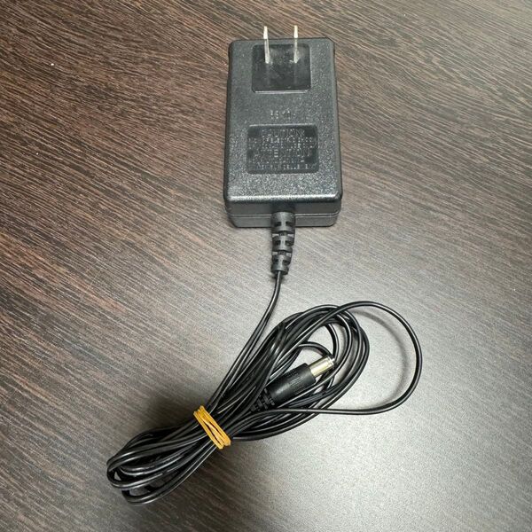 アテックス ルルド マッサージクッション専用アダプター (AX-HL148用)
