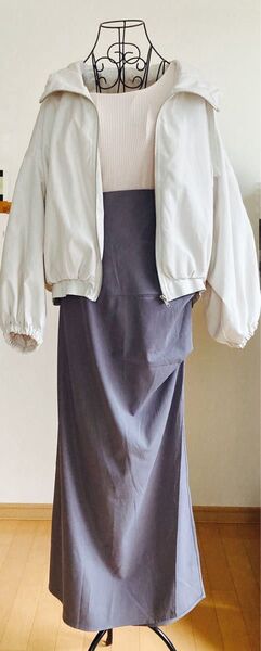 w closet フード付きジャケットホワイトM 試着のみ