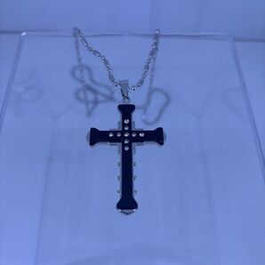 【新品未使用】チタン製クロスペンダントネックレス【破格】