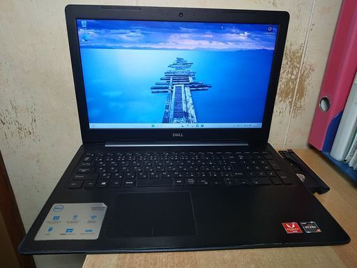 ★36024 Ryzen 5 CPU搭載 15(1920x1080) DELL Inspiron 5575 Ryzen5/SSD-128GB/8GB/マルチ/Webカメラ/テンキー/Win11