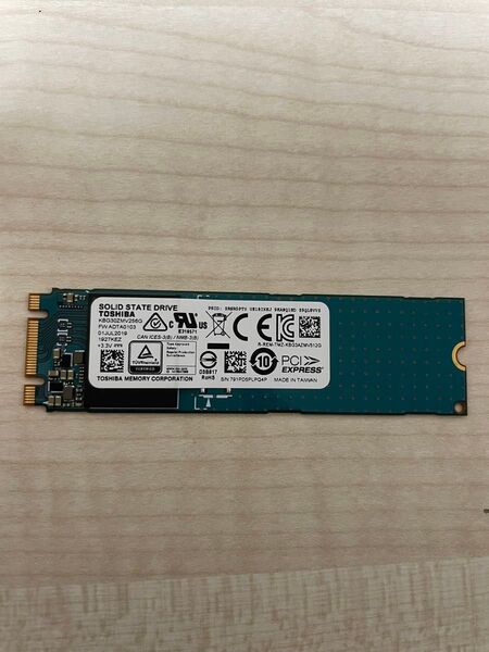 TOSHIBA 東芝 M.2 SSD SATA 256GB