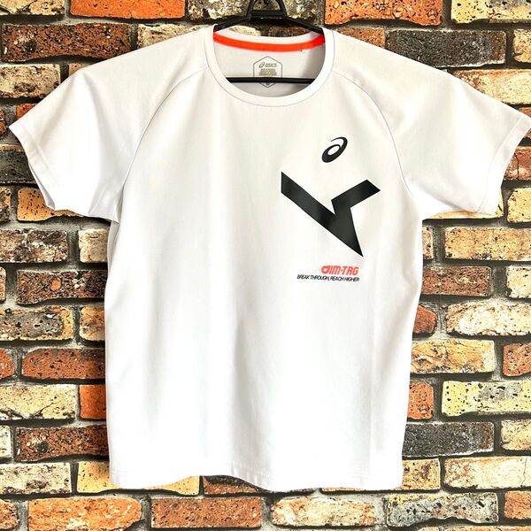 美品 asics aim-TRG Tシャツ ウェア スポーツ アシックス 半袖Tシャツ 白 ホワイト a-i-m アスリート 部活