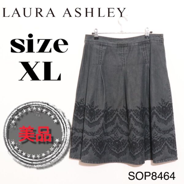 ★美品★ LAURA ASHLEY ローラアシュレイ スカート 膝上丈 フレア 刺繍 花柄 綿100% ブラック グレー