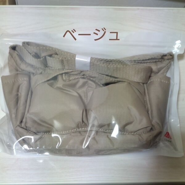 ユニクロ マルチポケットミニバッグ ベージュ ノベルティ