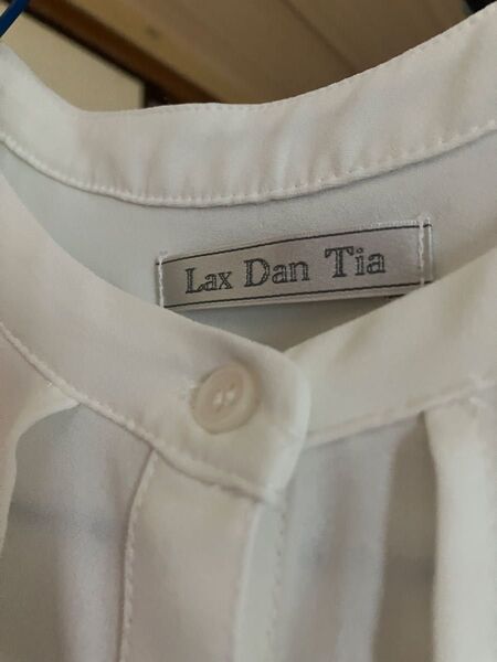Lax Dan Tia ブラウス ホワイト最終値下げ