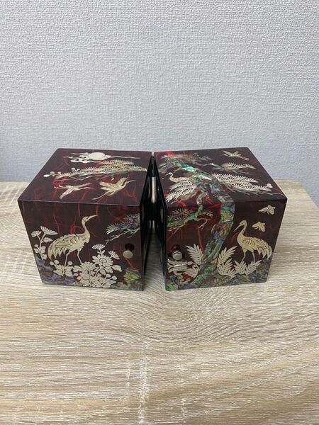 韓国伝統工芸 螺鈿細工 小物収納箱 ジュエリーボックス 鶴&蝶デザイン 赤×黒 4段引き出し小物入れ アクセサリーケース