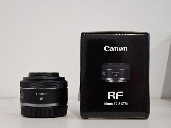 Canon RF 16mm F2.8 STM レンズ 単焦点レンズ キャノン RF レンズ STM