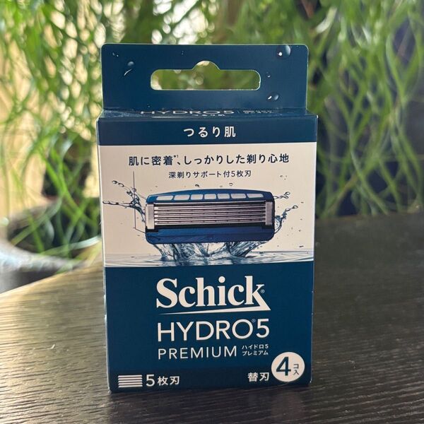 Schick HYDRO 5 PREMIUM シック ハイドロ 5 プレミアム つるり肌 5枚刃 4替刃【新品 未開封 1箱】
