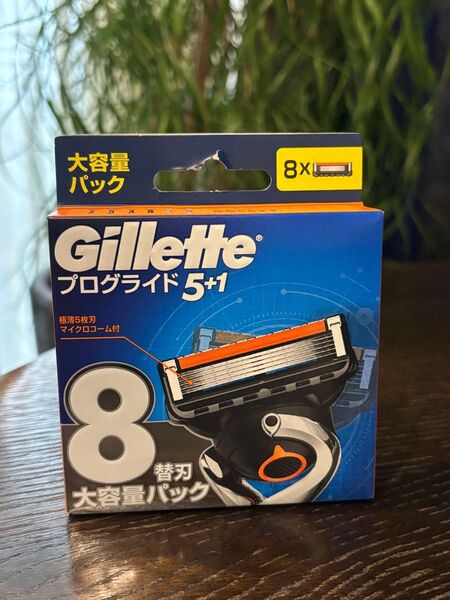 Gillette ジレット プログライド 5+1 極薄5枚刃 大容量パック 8替刃【新品 未開封 1箱】