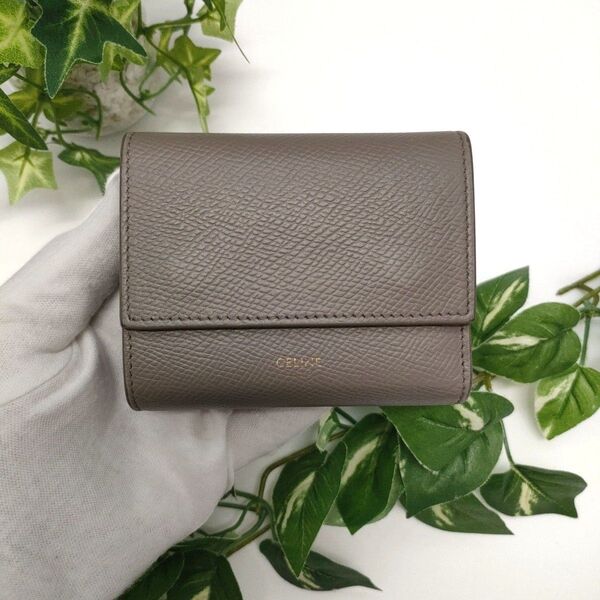 セリーヌ 三つ折り財布 スモールトリフォールドウォレット グレージュ レザー CELINE