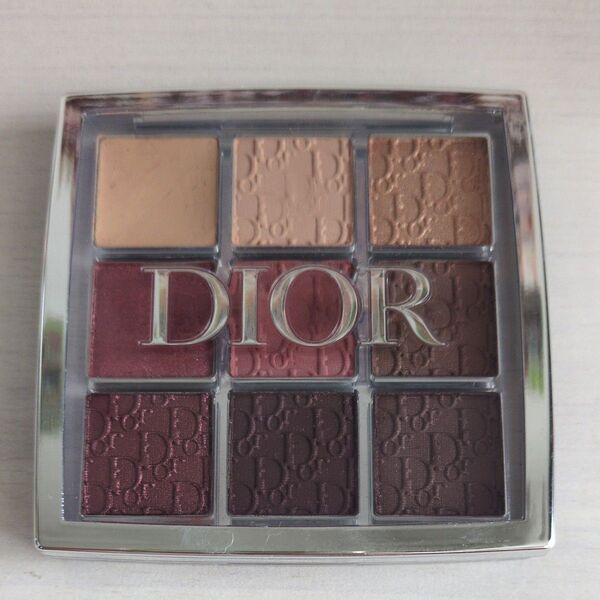Dior バックステージアイパレット 004ローズウッド