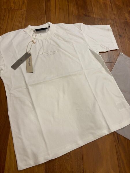 essentials Tシャツ ホワイト sサイズ 並行輸入