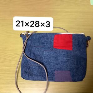 137 ハンドメイド サコッシュ ポシェット ショルダーバッグ 長財布が入る 軽いサコッシュ